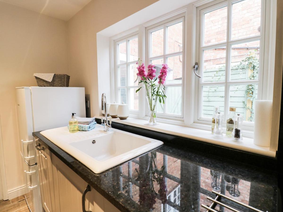 24 College Lane Villa สแตรทฟอร์ด อะพอน เอวอน ภายนอก รูปภาพ